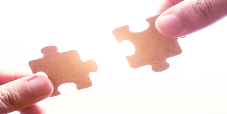 非常差異品牌定位：左手品牌，右手堅(jiān)持！